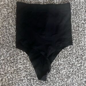 Maidenform Black Shapewear